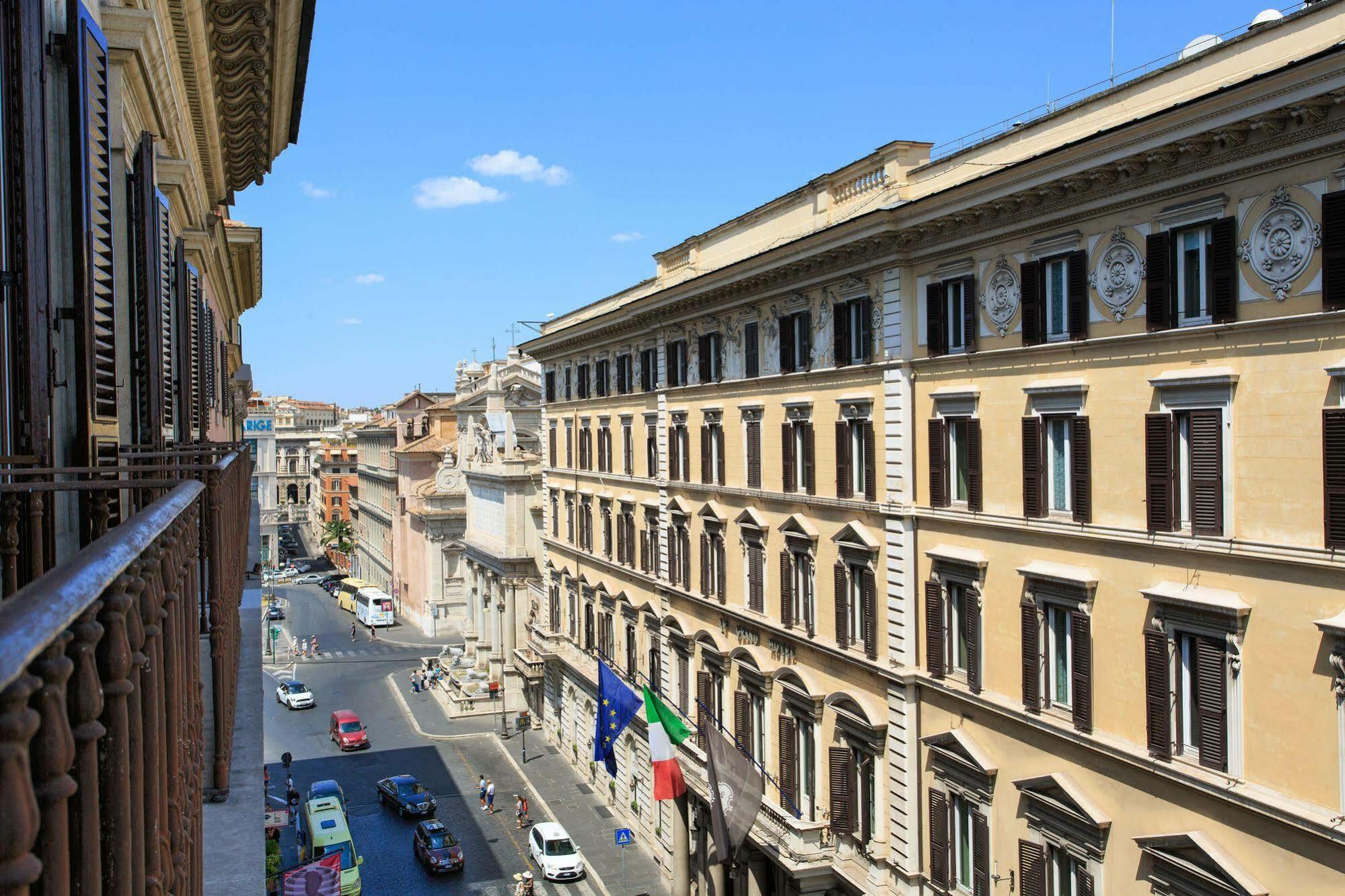 Mascagni Luxury Rooms & Suites Rome Exterior photo